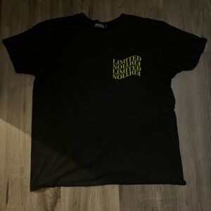 Limited Edition Graphic tee BoohooMAN